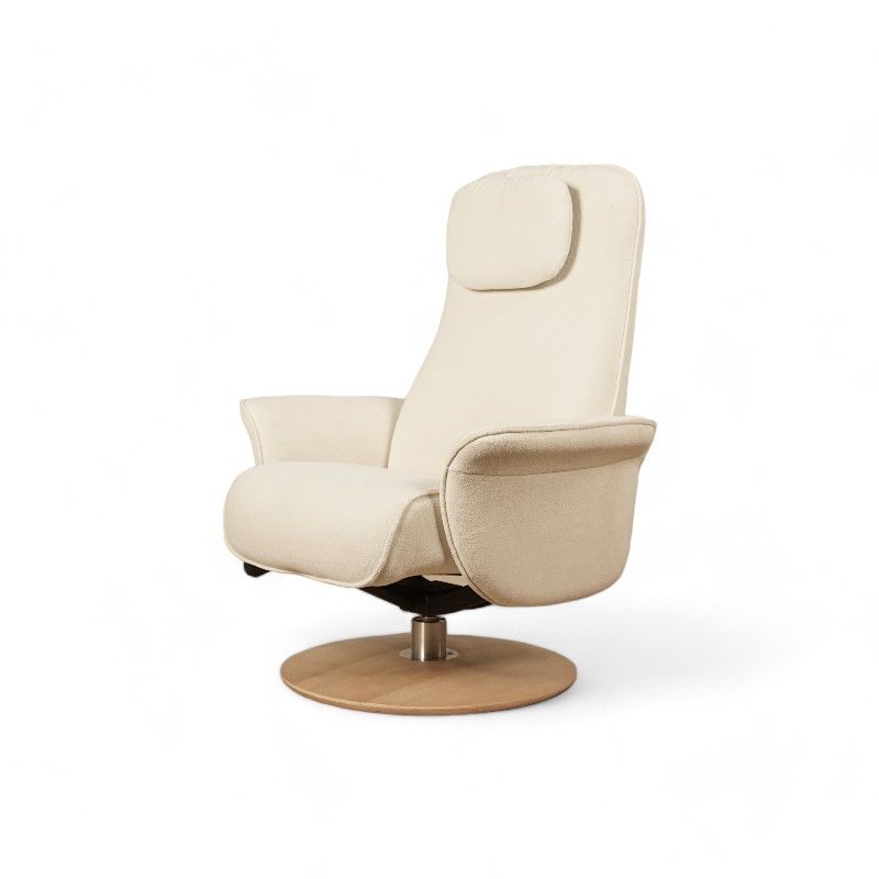 Commune x Hegen Recliner With Stool